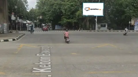 Baliho 4 × 6 m di Jl. Yos Sudarso (Dari Perempatan Yos Sudarso menuju Tanjung Priok), Jakarta Utara, DKI Jakarta