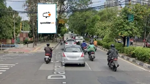 Baliho 4 × 6 m di Jl. Danau Sunter Selatan (Dari Sunter menuju Kemayoran), Jakarta Utara, DKI Jakarta