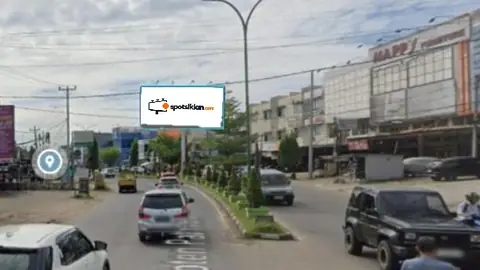 Billboard 10 × 5 m di Jl. Kapten Pattimura (Dari dan menuju Simpang Rimbo), Jambi