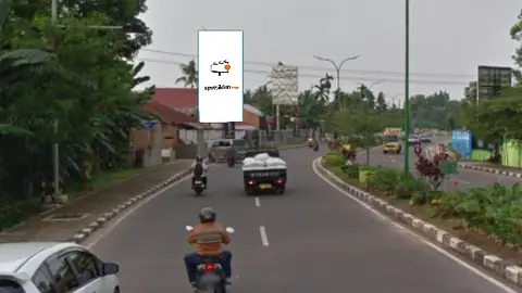Billboard 4 × 8 m di Jl. Ki Bajuri (Area Simpang Bajuri Depan Bandata Sultan Thaha ke Pusat Kota Jambi)