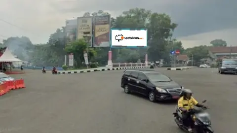 Billboard 10 × 5 m di Jl. Ahmad Yani (dari Arah Kudus ke Arah Jepara), Jawa Tengah