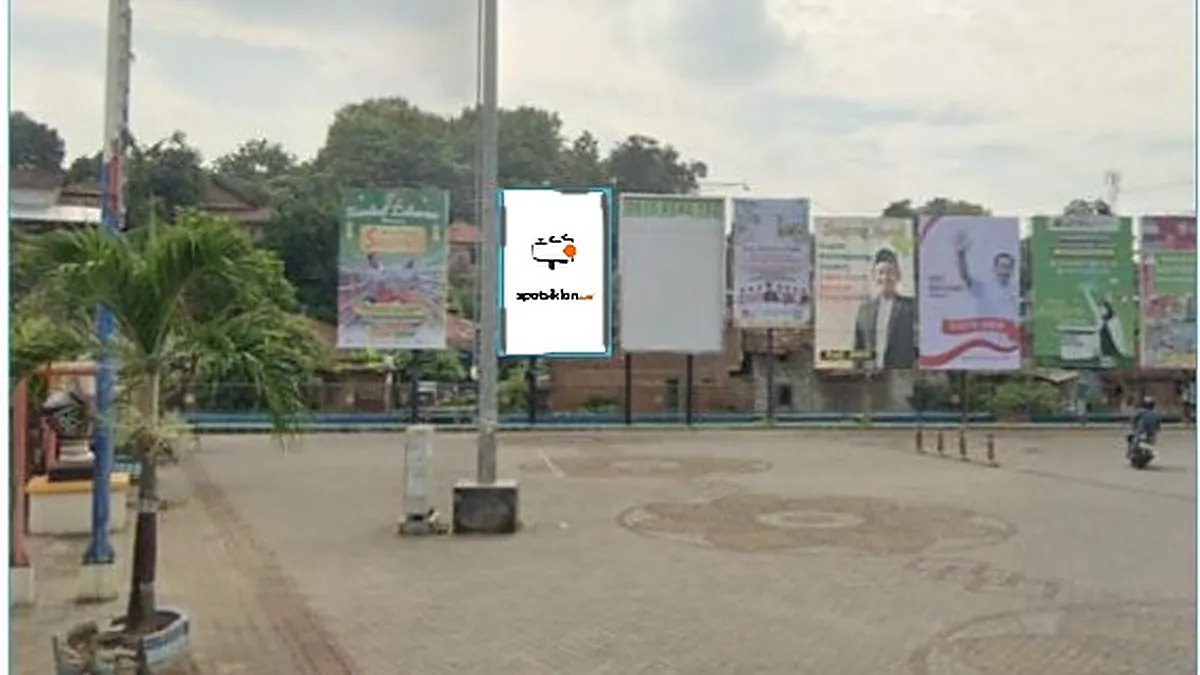 Baliho 4 × 6 m di Jl. Patimura (Dari Arah Perempatan SCJ), Jepara, Jawa Tengah