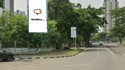 Baliho 4 × 6 m di Jl. Angkasa (Depan MGK Mall Kemayoran), Jakarta Pusat, DKI Jakarta