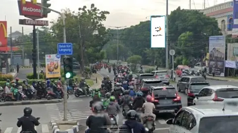 Billboard 8 × 4 m di Jl. Raden Inten II (Area McDonald's Duren Sawit), Jakarta Timur, DKI Jakarta