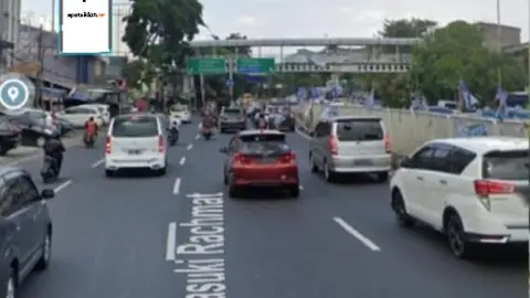 Billboard 10 × 5 m di Jl. Jend. Basuki Rahmat (Dari Arah Tebet Menuju Basura), Jakarta Timur, DKI Jakarta