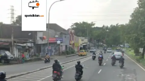 Baliho 6 × 4 m di Jl. Jend Basuki Rachmat (Dari Basura Menuju Duren Sawit), Jakarta Timur, DKI Jakarta