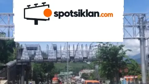 Bando Jalan 6 × 12 m di Jl. Raya Abepura-Sentani (Padang Bulan Waena), Jayapura, Papua