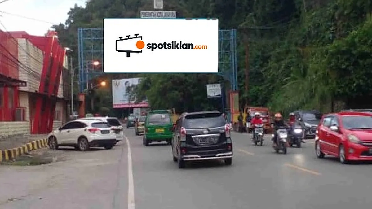 Bando Jalan 6 × 12 m di Numbai (Depan Restoran b One Jayapura), Papua