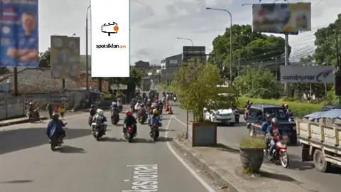 Billboard 10 × 5 m di Jl. Raya Simpang (Dari Padalarang Menuju Cimareme), Bandung Barat, Jawa Barat