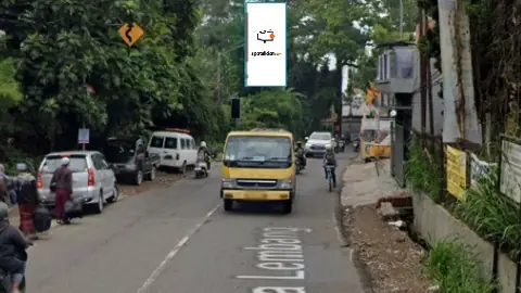 Billboard 4 × 8 m di Jl. Raya Lembang (Dekat Farmhouse, Dari Lembang arah RSUD Lembang, arah Pusat Kab. Bandung Barat), Jawa Barat