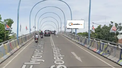Billboard 4 × 8 m di Jl. Flyover Jaksa Agung R. Soeprapto (dari timur menuju Flyover), Kabupaten Bandung, Jawa Barat