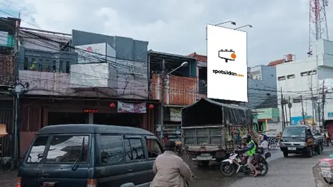 Baliho 4 × 6 m di Jl. Majalaya - Paseh No. 94 (Dekat Parapatan Majalaya), Kabupaten Bandung, Jawa Barat
