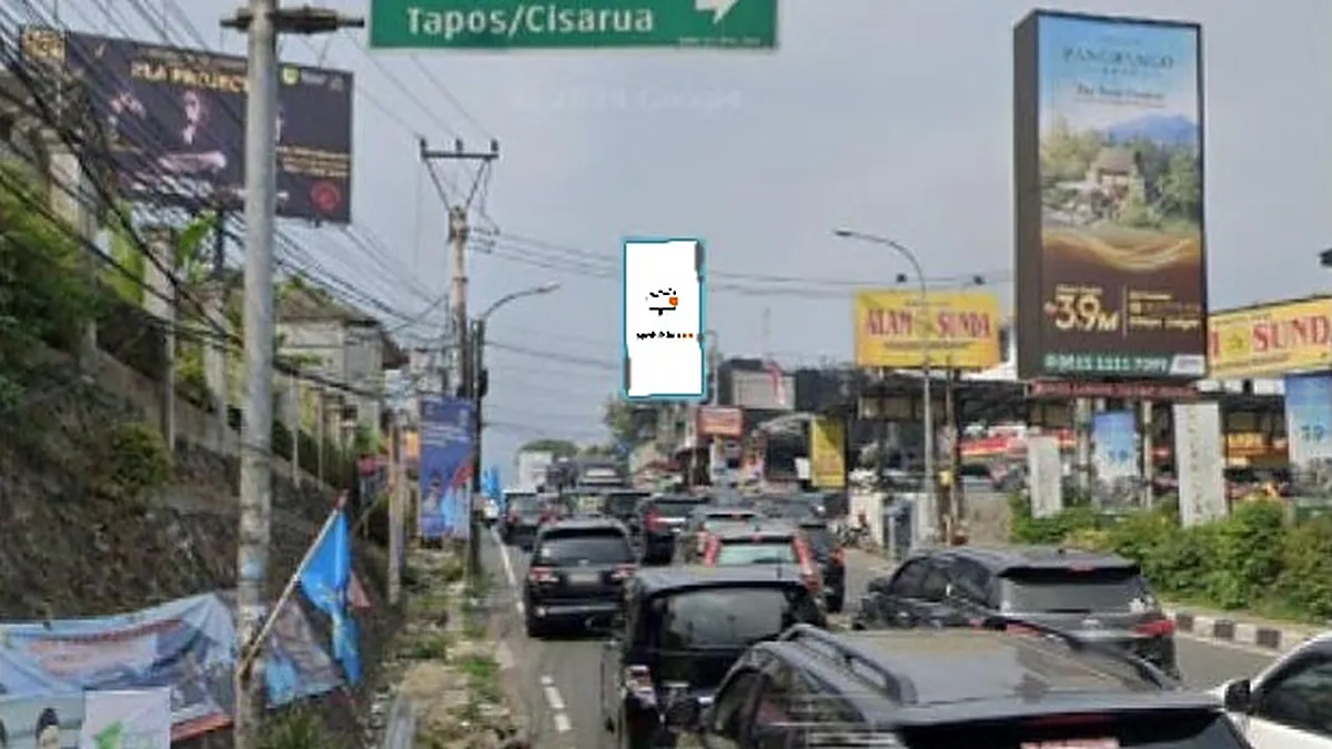 Billboard 10 × 5 m di Jl. Raya Puncak (Arah dari Godog menuju Cisarua), Kabupaten Bogor, Jawa Barat