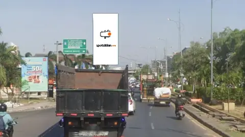 Billboard 5 × 10 m di Jl. Raya Teuku Umar (Dari Arah Tambun Menuju Lemah Abang), Kabupaten Bekasi, Jawa Barat