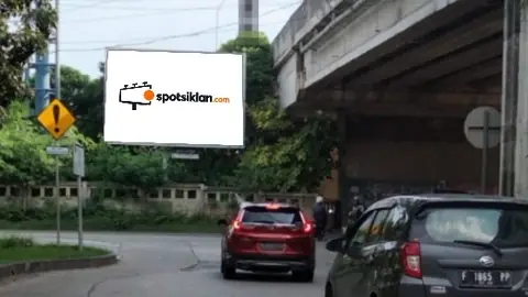 Baliho 6 × 4 m di Jl. Arteri Tegal Gede Cibatu (Dari Jabeka Menuju Cibitung), Kabupaten Bekasi, Jawa Barat