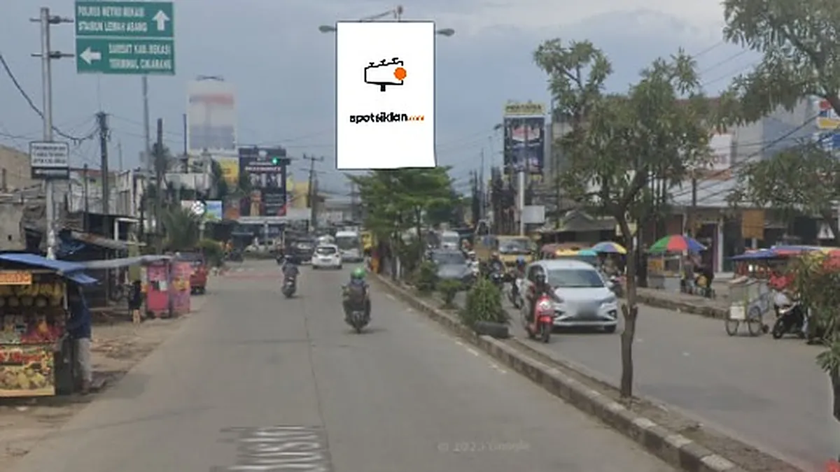 Baliho 6 × 4 m di Jl. Raya Cibarusah Industri (Dari Arah Jababeka Menuju Lemahabang), Kabupaten Bekasi, Jawa Barat