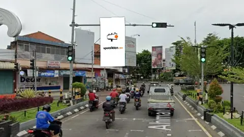Billboard 10 × 5 m di Jl. Mayjen Sutoyo (Area Tugu Lawet Kebumen), Jawa Tengah