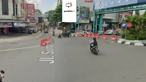 Billboard 8 × 4 m di Jl. Gatot Subroto (Depan Mall Ramayana Alun-Alun Kudus), Jawa Tengah