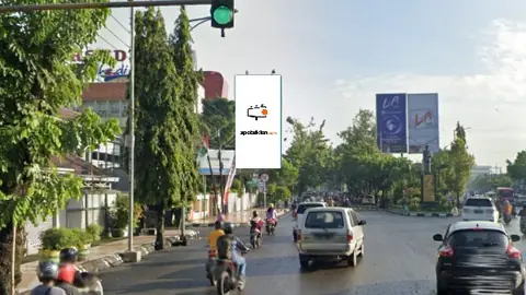 Billboard 8 × 4 m di Jl. Dr Lukmono Hadi (Depan PMI), Kudus, Jawa Tengah