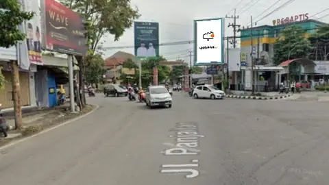 Baliho 6 × 4 m di Jl. Letjend Sutoyo (Depan RS Baptis), Kediri, Jawa Timur