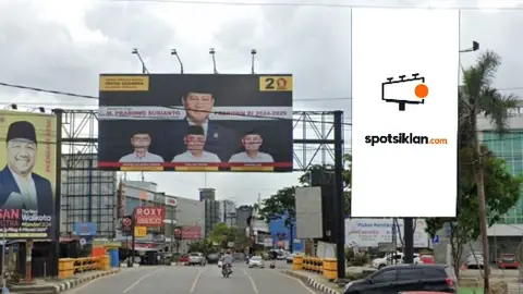 Billboard 4 × 8 m di Jl. Jend. Ahmad Yani (Depan Swalayan Rabam), Kendari, Sulawesi Tenggara