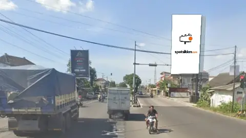 Billboard 10 × 5 m di Jl. Yogya-Solo (Pertigaan Lampu Merah Jogonalan), Klaten (unit 2), Jawa Tengah