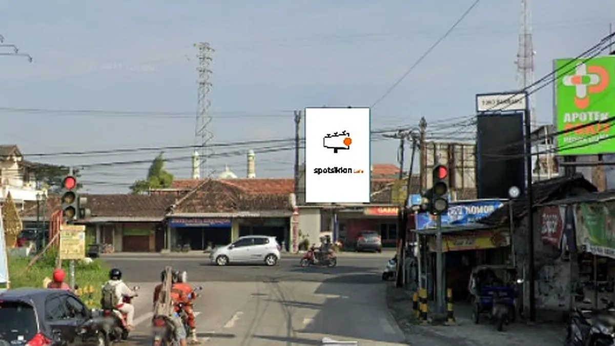 Baliho 4 × 6 m di Jl. Wonosari-Pakis (Area Lampu Merah Pakis Arah Jogja), Klaten, Jawa Tengah