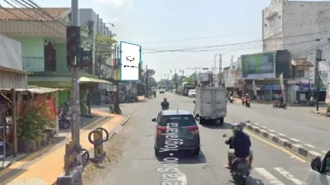 Baliho 4 × 6 m di Jl. Raya Solo-Jogja (Area Perempatan Pasar Delanggu Klaten), Jawa Tengah