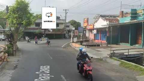 Baliho 6 × 4 m di Jl. Cawas (Area Pertigaan Pasar Cawas), Klaten, Jawa Tengah