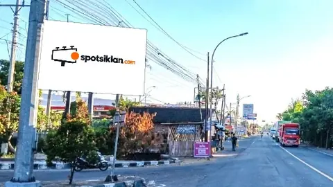 Baliho 4 × 6 m di Jl. Kartini (Depan Terminal Ir Soekarno, Arah Jogja), Klaten, Jawa Tengah