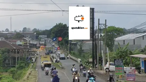 Baliho 4 × 6 m di Jl. Raya Tampingan (Pertigaan Jamban), Kendal, Jawa Tengah