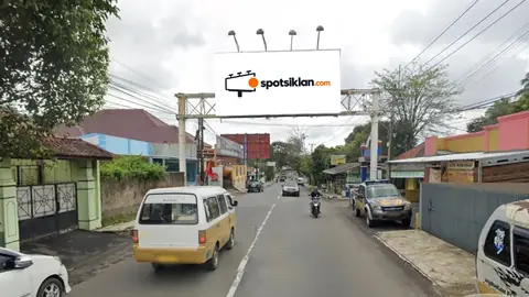 Billboard 4 × 8 m di Jl. Siliwangi Cijoho, Kuningan, Jawa Barat