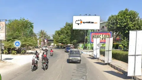 Billboard 10 × 5 m di Jl. W.J. Lalamentik (Arah TVRI Nusa Tenggara Timur, Hadap Barat), Kupang