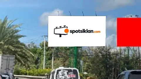 Billboard 5 × 10 m di Jl. Moch Hatta (Utara Taman Kota Fontein, Hadap Utara), Kupang (unit 1), Nusa Tenggara Timur