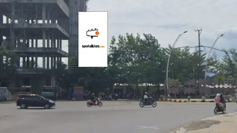 Billboard 8 × 4 m di Jl. Frans Seda (Bundaran Tirosa Monument), Kupang, Nusa Tenggara Timur