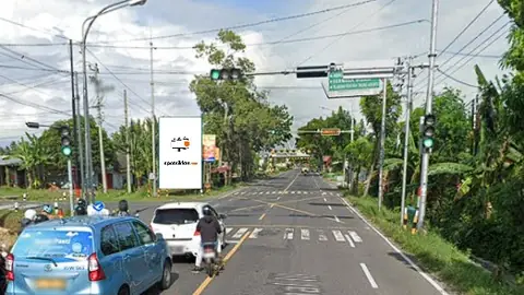 Baliho 6 × 4 m di Jl. Raya Wates - Purworejo (Pertigaan Arah Glagah) (Pertigaan Glagah (View : Dari arah Wates)), Kulon Progo, DI Yogyakarta