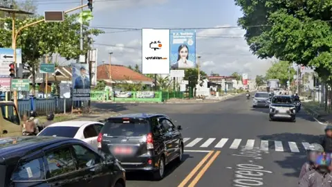 Baliho 6 × 4 m di Jl. Raya Wates - Jogjakarta (Pertigaan Brimob Sentolo), Kulon Progo, DI Yogyakarta