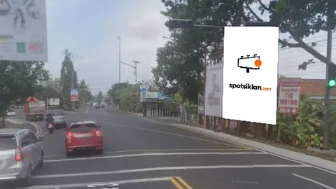 Baliho 4 × 6 m di Jl. KH Wahid Hasyim (Lampu Merah Toyan), Kulon Progo, DI Yogyakarta