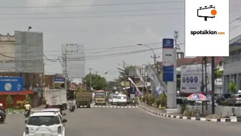 Baliho 6 × 4 m di Jl. Wates-Purworejo (Bundaran Patung Nyi Ageng Serang), Kulon Progo, DI Yogyakarta