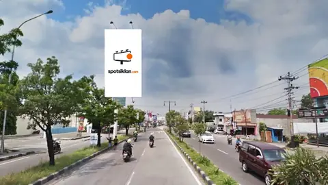 Billboard 5 × 10 m di Jl. Raya Palur, Kab. Karanganyar, Jawa Tengah