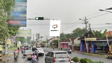 Billboard 4 × 6 m di Jl. Solo - Tawamangun (Pertigaan Indogrosir) Arah Solo, Karanganyar, Jawa Tengah