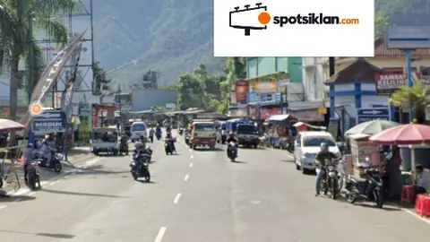 Billboard 5 × 10 m di Jl. Lawu (Area Pasar Tawangmangu), Karanganyar, Jawa Tengah