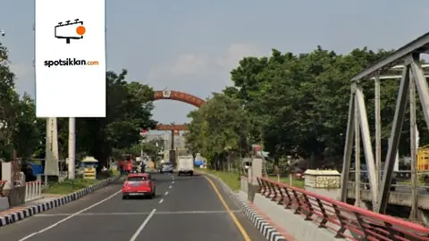 Billboard 5 × 10 m di Jl. Solo-Karanganyar (Jembatan Jurug arah Karanganyar), Jawa Tengah