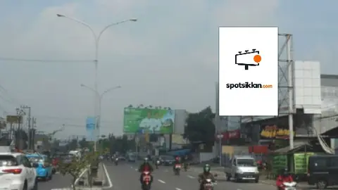 Baliho 6 × 4 m di Jl. Raya Palur (Barat Flyover Palur, Hadap Timur), Karanganyar, Jawa Tengah