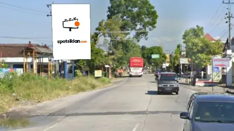 Baliho 6 × 4 m di Jl. Adi Sumarmo (Area Exit Tol Soker Klodran), Karanganyar, Jawa Tengah