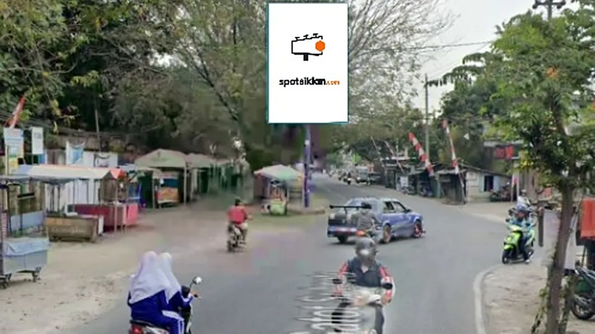 Baliho 6 × 4 m di Jl. Gatot Subroto (Area Depan Agrowisata Sondokoro), Karanganyar, Jawa Tengah