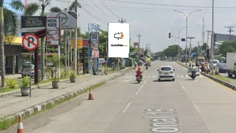 Baliho 6 × 4 m di Jl. Solo - Sragen (Area Palur Plaza), Karanganyar, Jawa Tengah