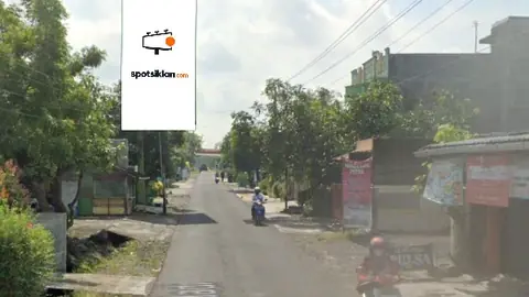 Baliho 8 × 4 m di Jl. Tuban Kidul (Dari Tuban Kalioso), Karanganyar, Jawa Tengah