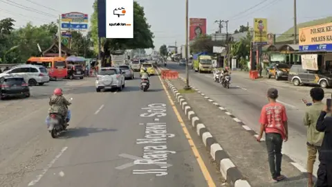 Baliho 4 × 6 m di Jl. Solo-Sragen (Perempatan Kebakkramat), Karanganyar, Jawa Tengah