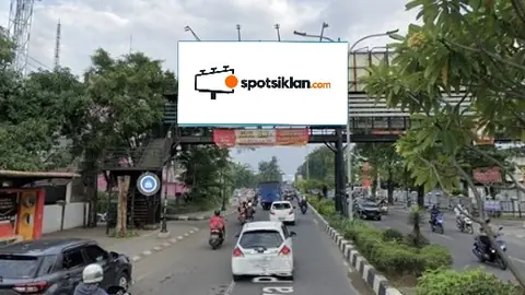 JPO 5 × 10 m di Jl. Ahmad Yani (Dari arah Jl. Raya Pantura ke arah Jl. Ahmad Yani), Karawang, Jawa Barat